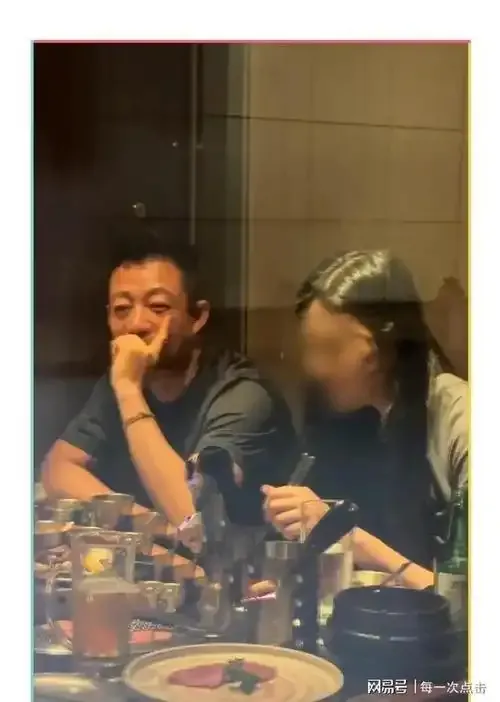 红豆直播网站主播评价头像展示图